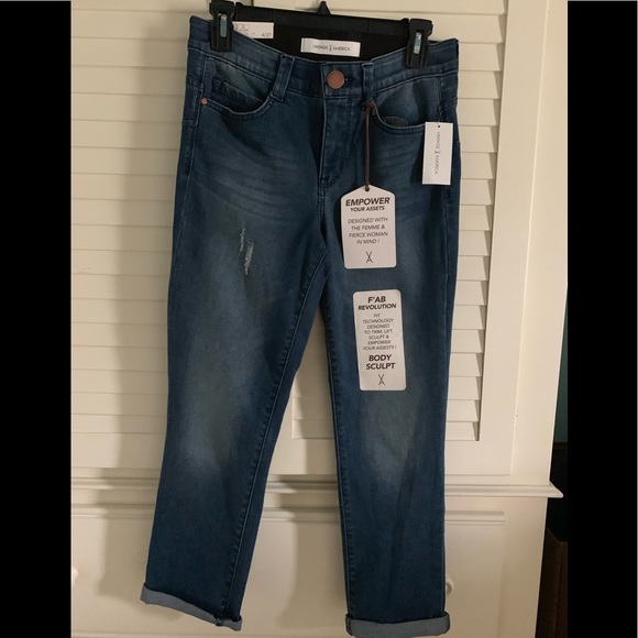 NWT VINTAGE AMERICA CROPPED JEANS - Picture 3 of 8